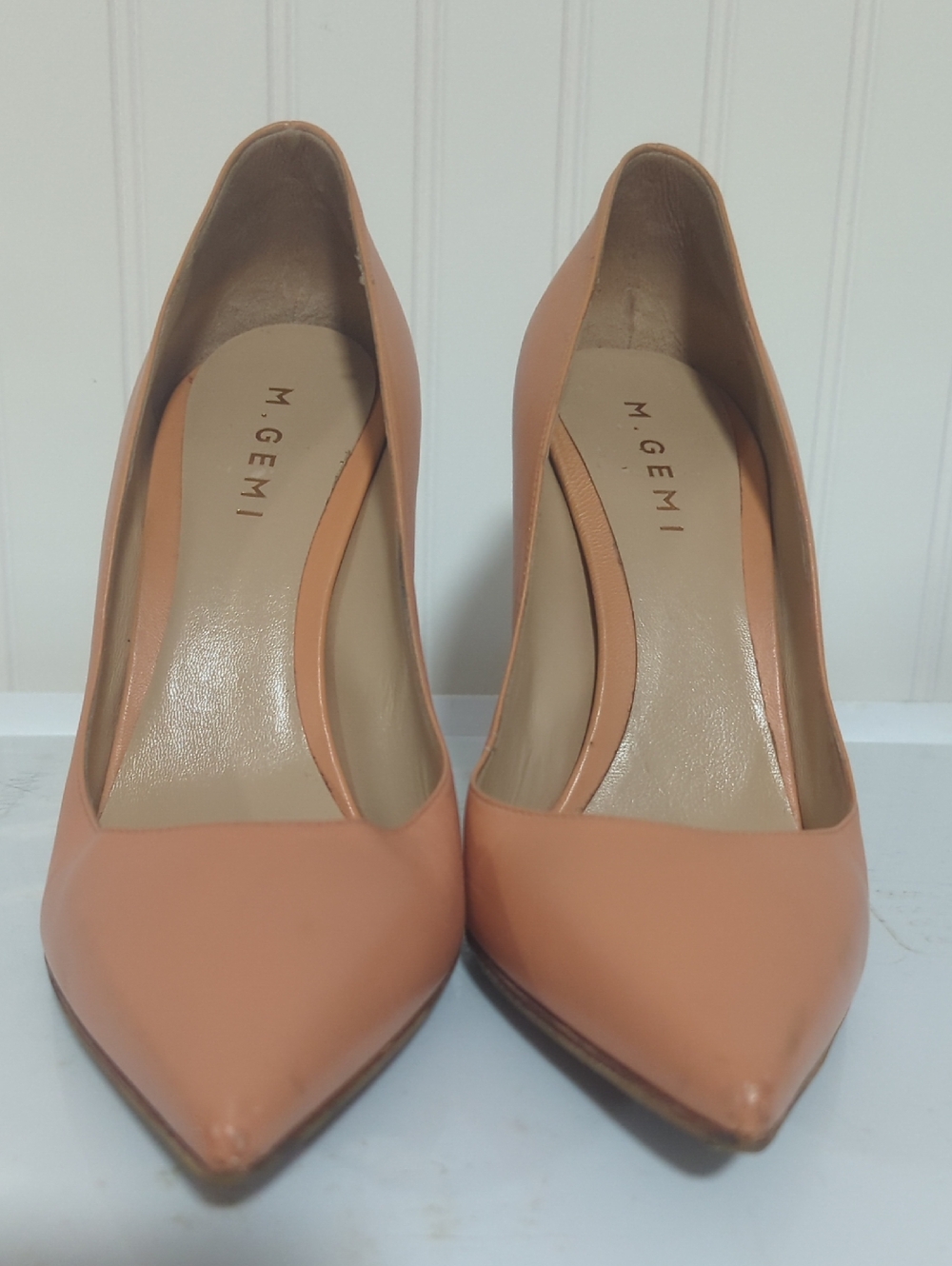 M. Gemi Peach Pointed-Toe Leather Pumps
